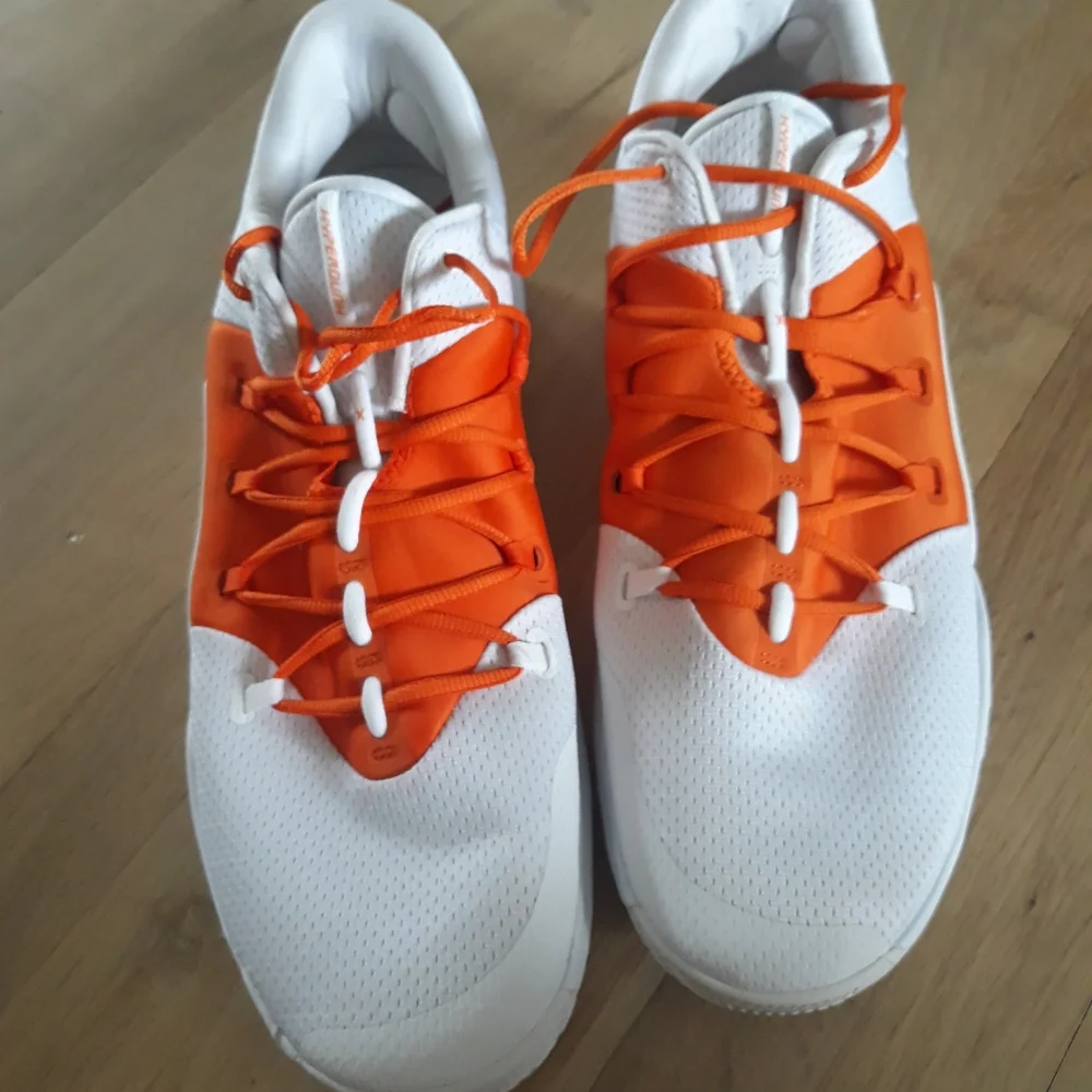 Nike Hyperdunk X Low TB White/Orange Basketball Shoes Size 17.5 AT3867-103 Rare - Picture 6 of 7